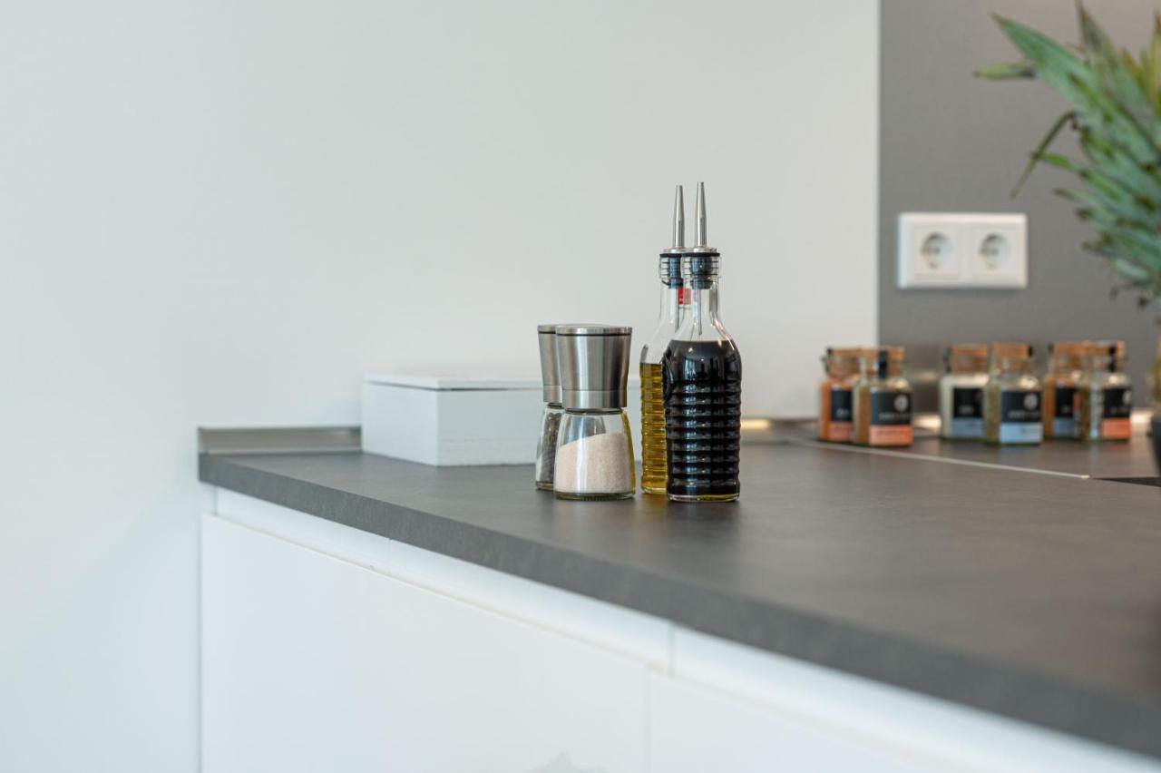 루드빅스하펜 암 라인 Lit Living: Luxus - Box Spring - Parking - Terrace 아파트 외부 사진